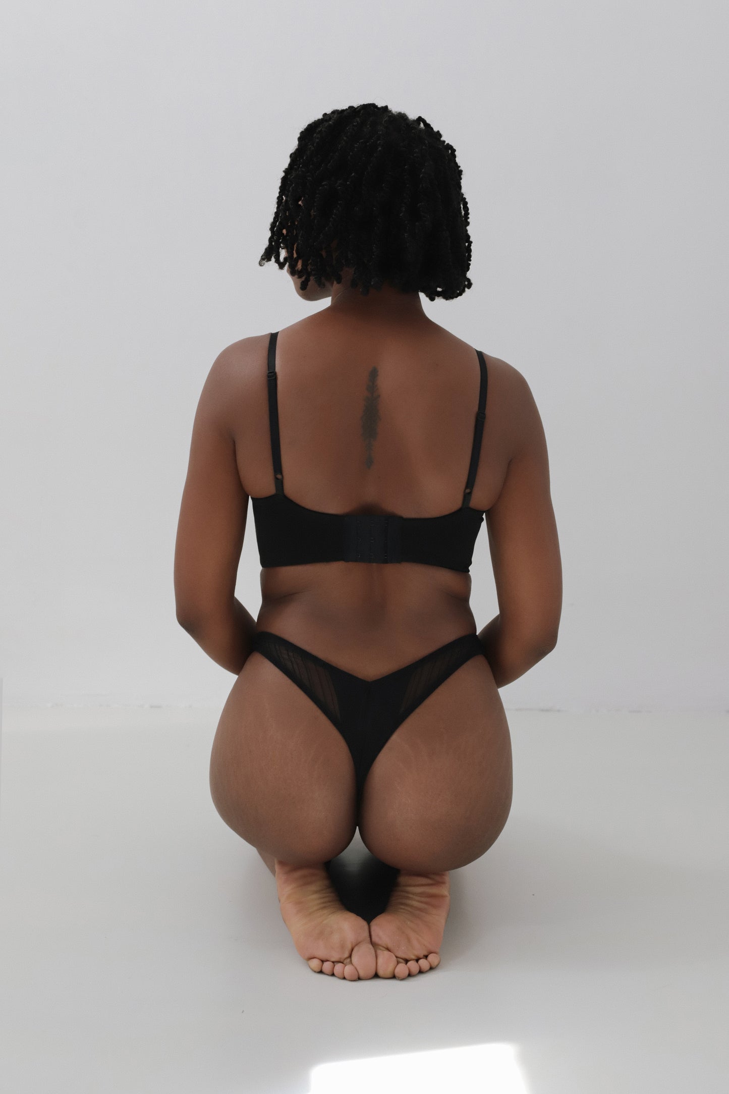 on demand: knickers Julienne *black*