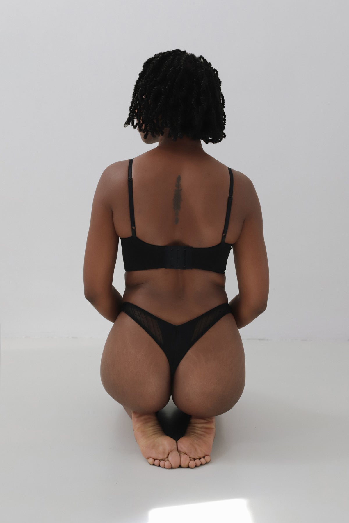 on demand: knickers Julienne *black*