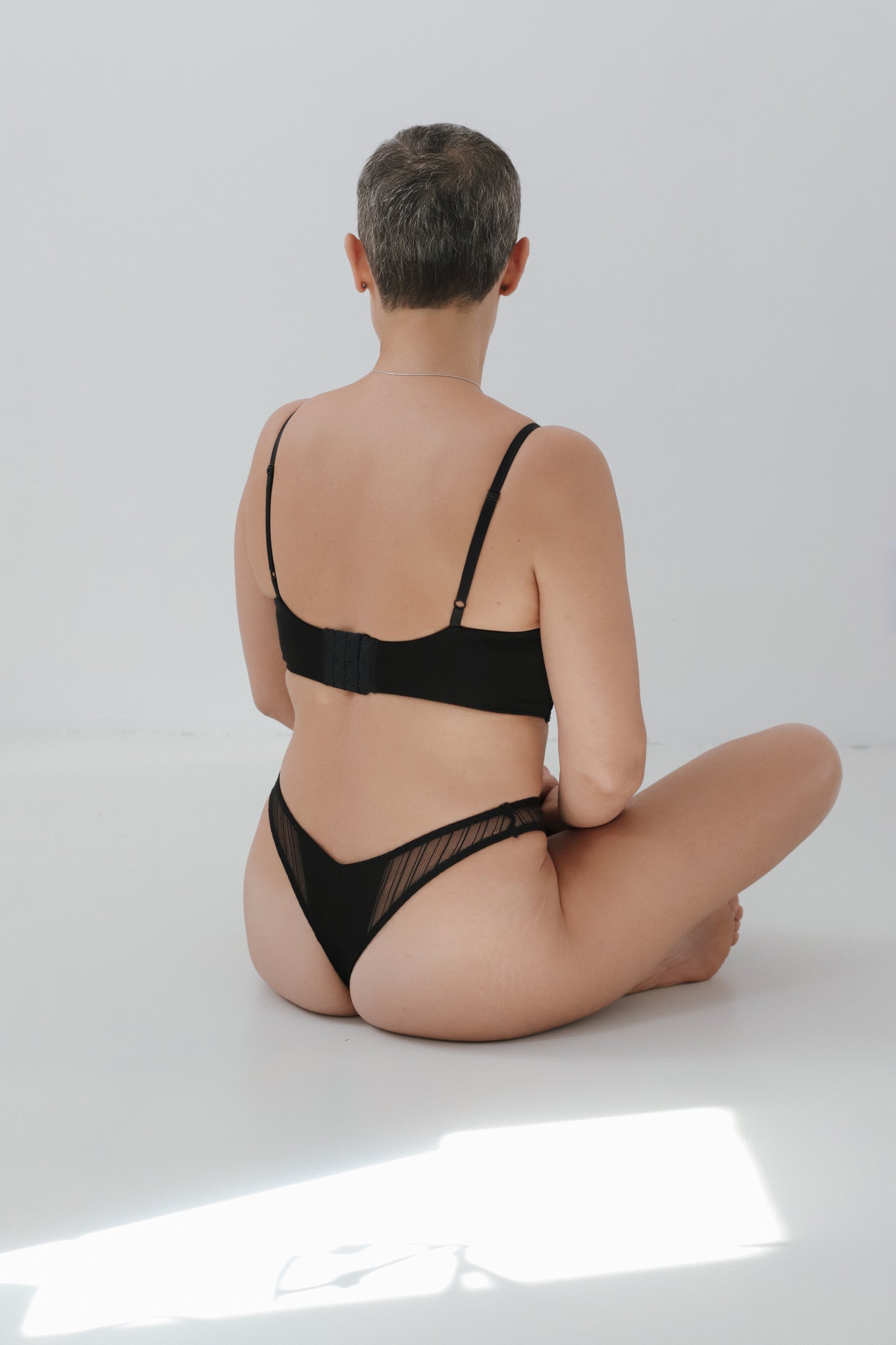 on demand: knickers Julienne *black*