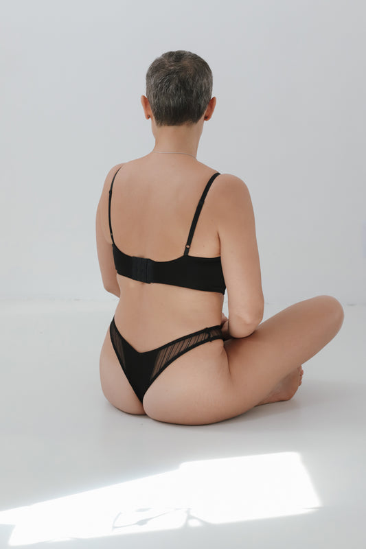 on demand: knickers Julienne *black*