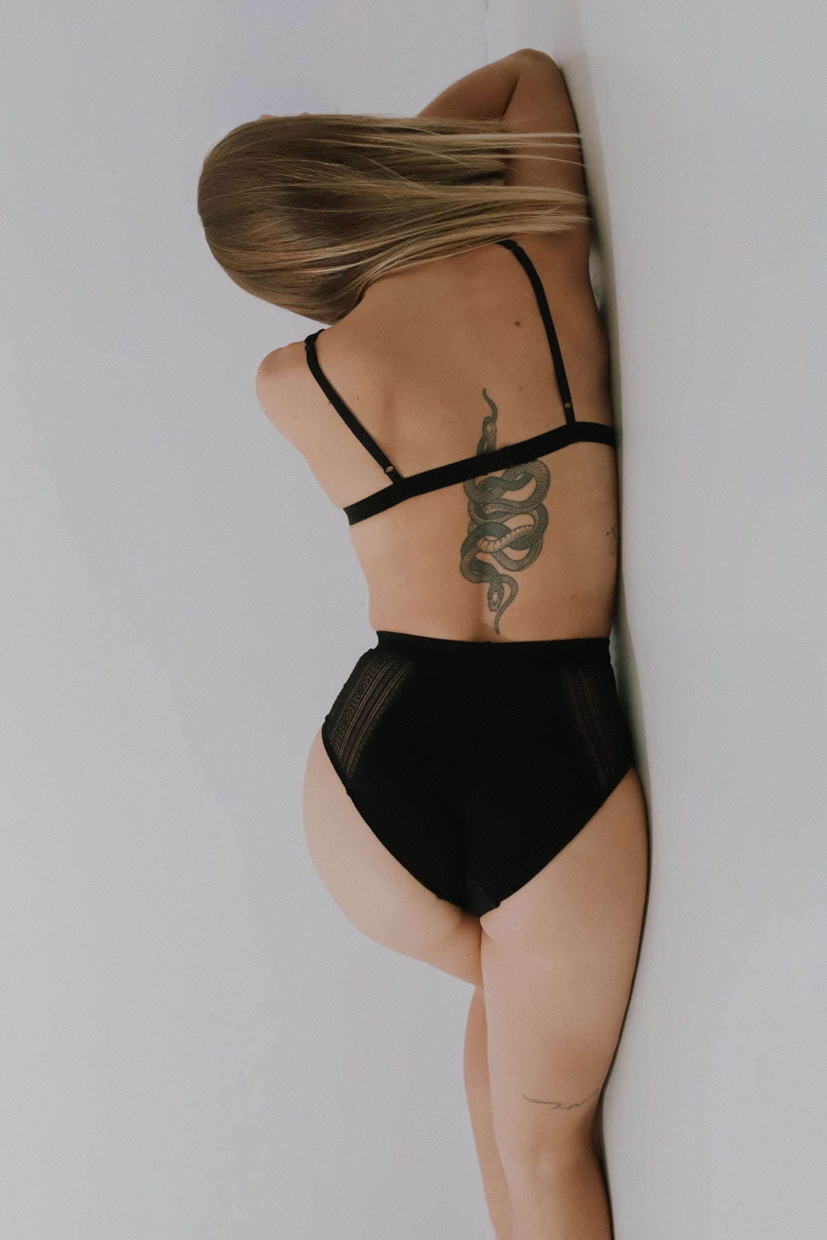 on demand: bralette Olivia *black*