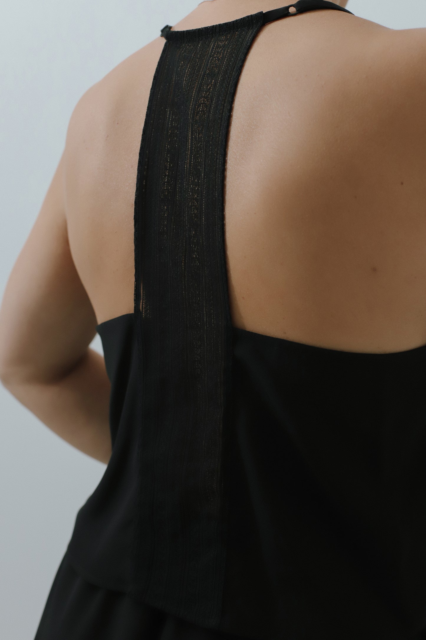 top Sarah *black*