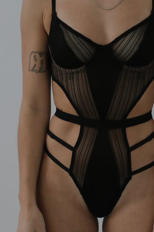 on demand: body Tina *black*