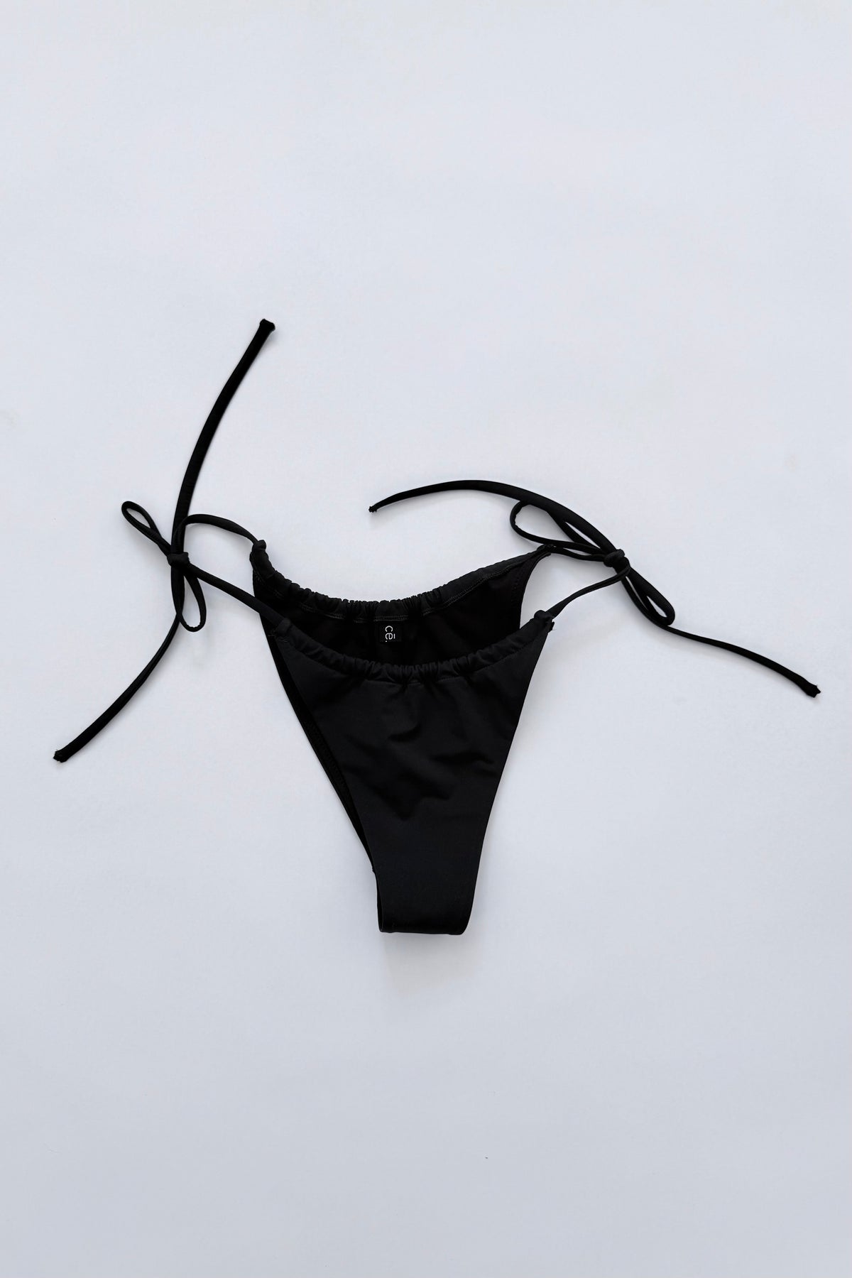 on demand: bikini high-leg brief Tanja *black*