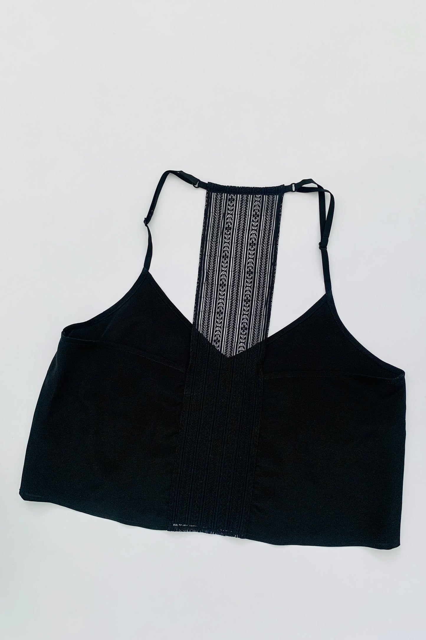 on demand: top Sarah *black*