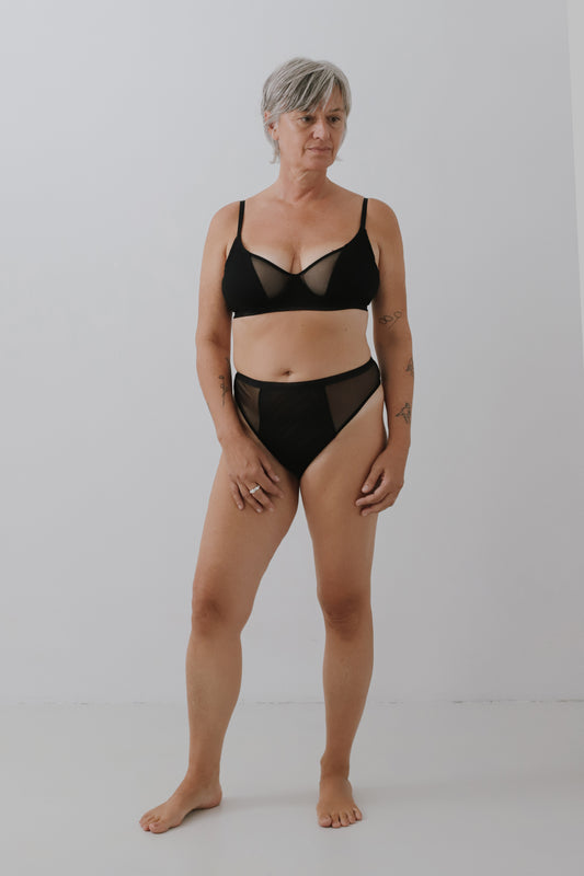 on demand: balconette Jannika *black*