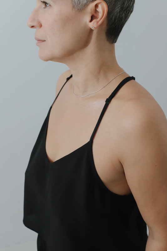 on demand: top Sarah *black*