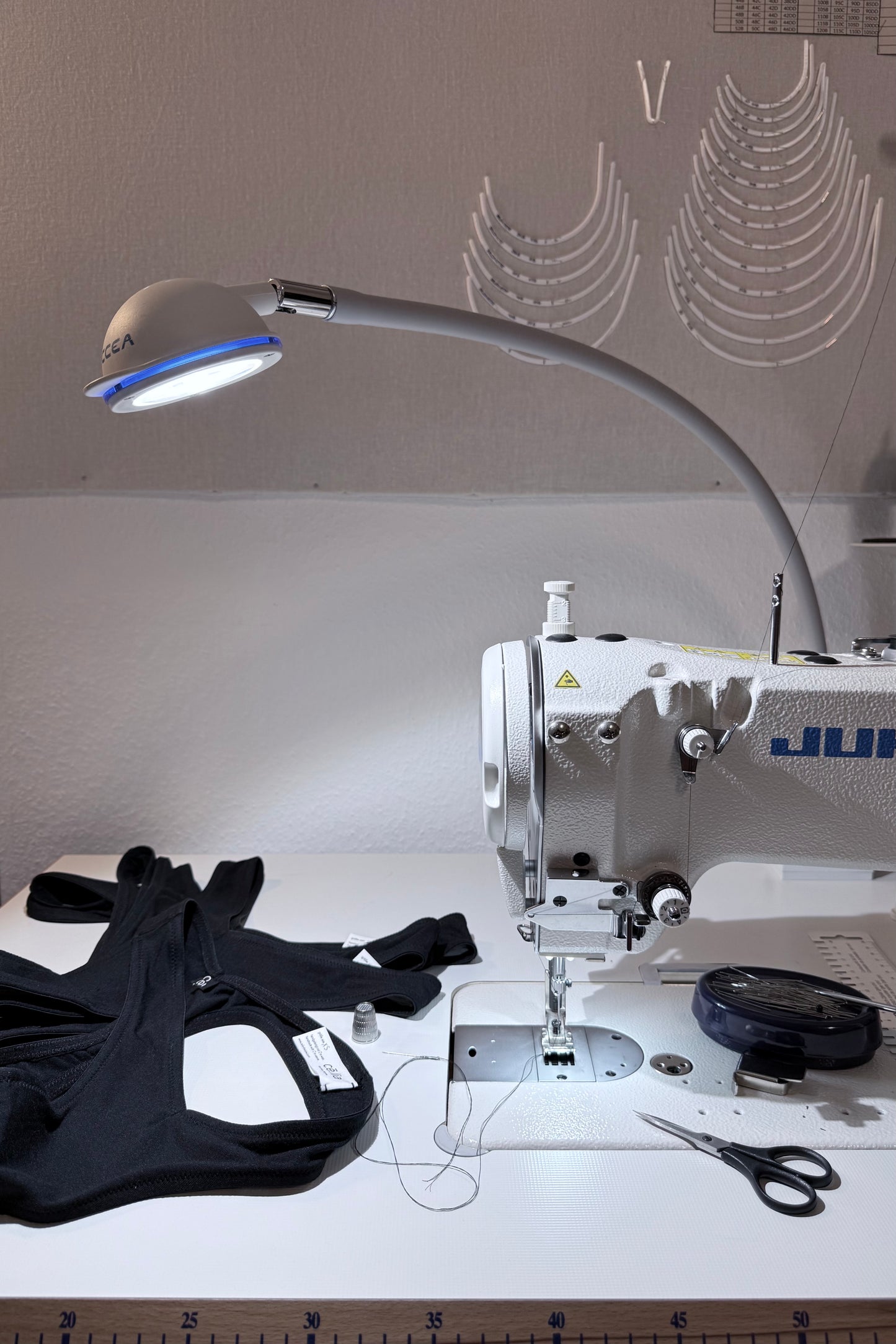 atelier visit: try on + order on demand