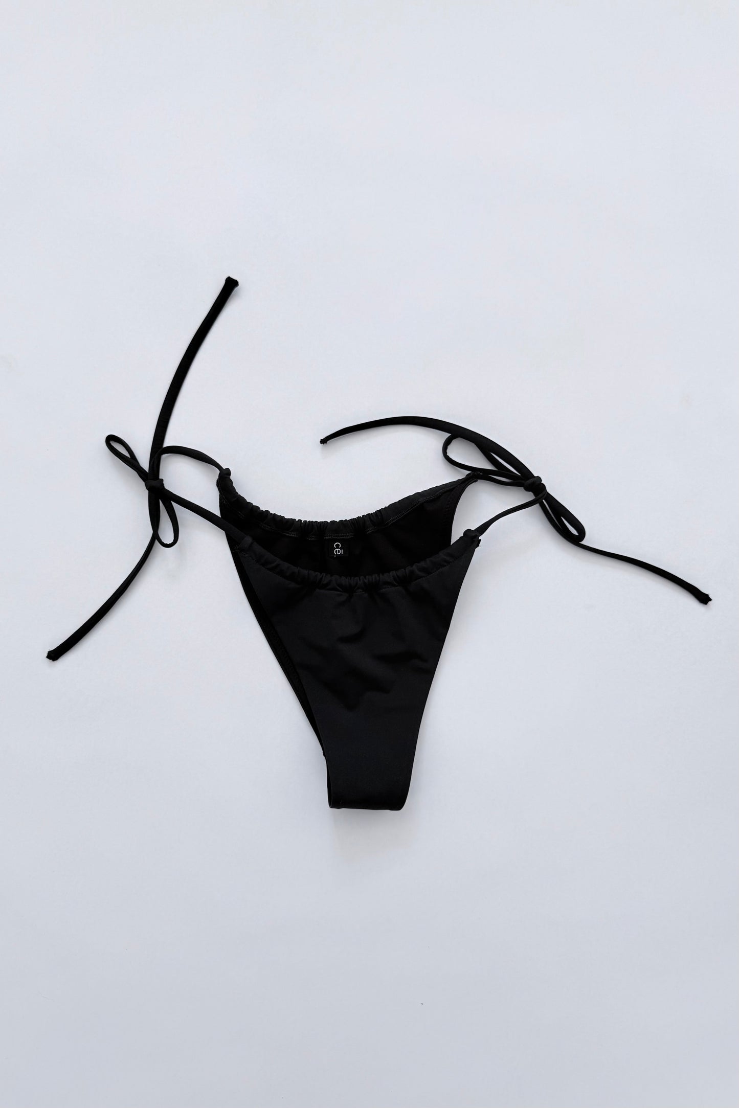 on demand: bikini high-leg brief Tanja *black*