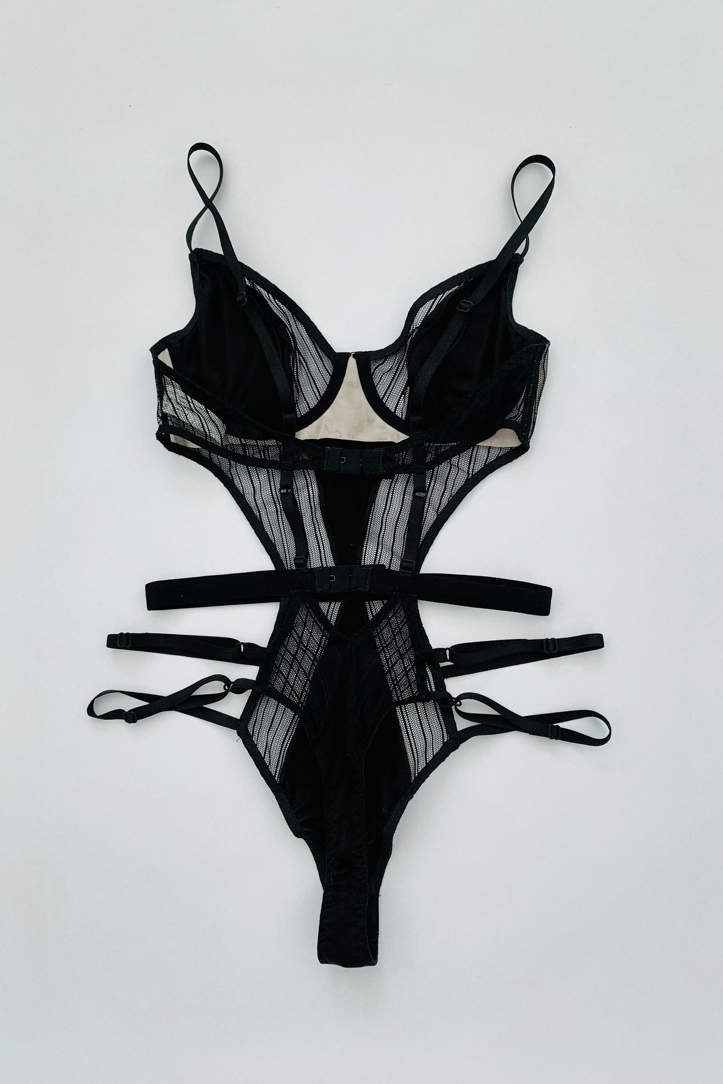 on demand: body Tina *black*