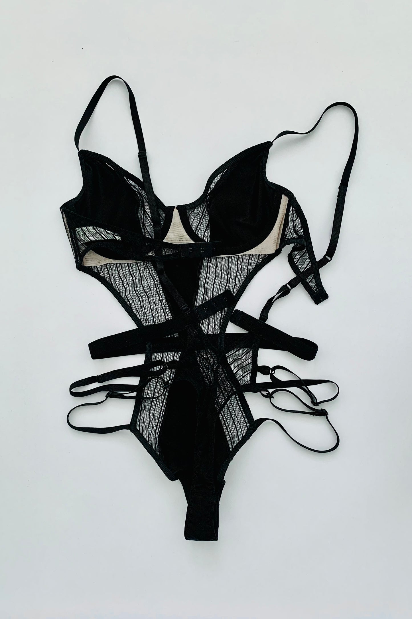 on demand: body Tina *black*