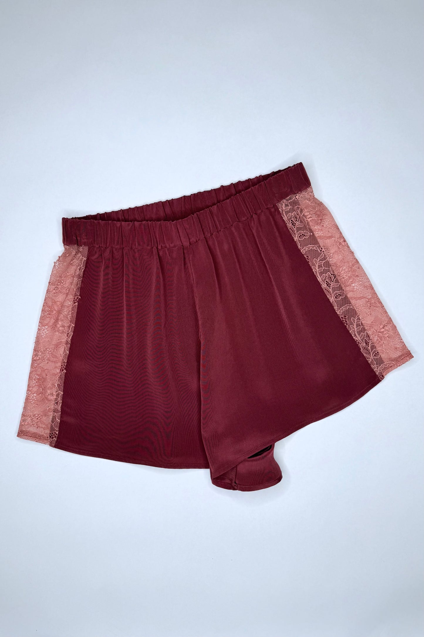 shorts Sarah *valentine: burgundy queen*