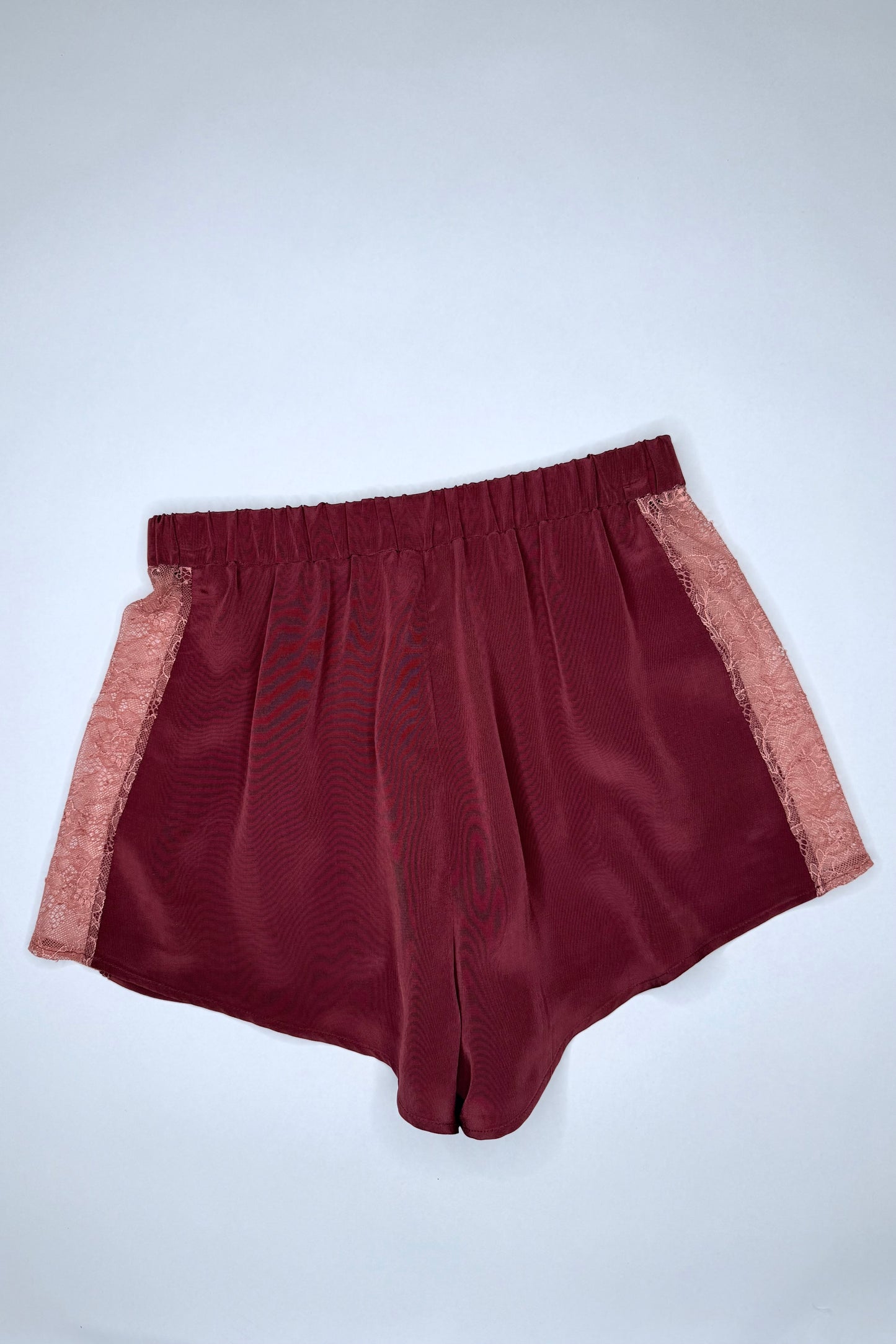 shorts Sarah *valentine: burgundy queen*