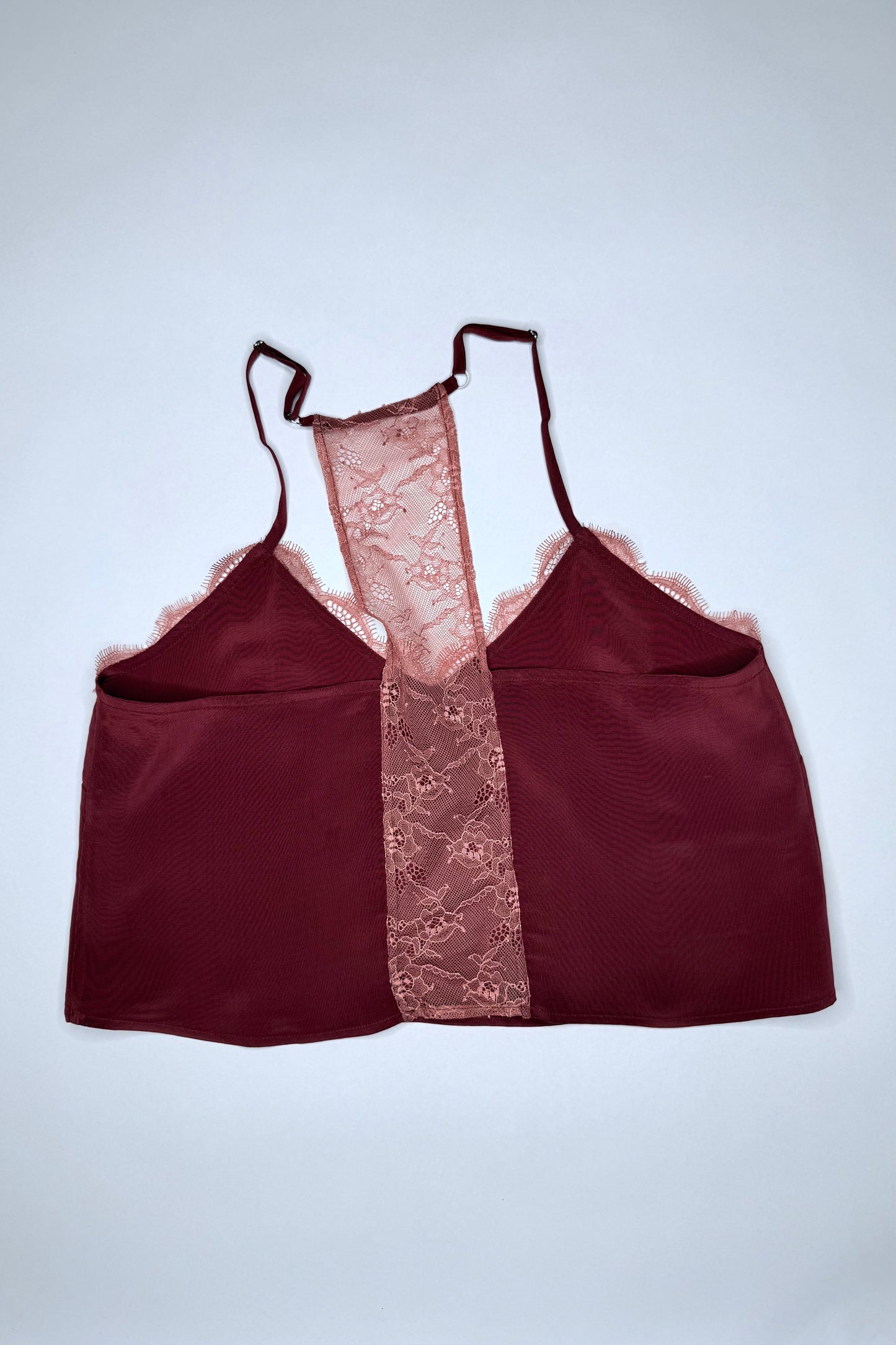 top Sarah *valentine: burgundy queen*